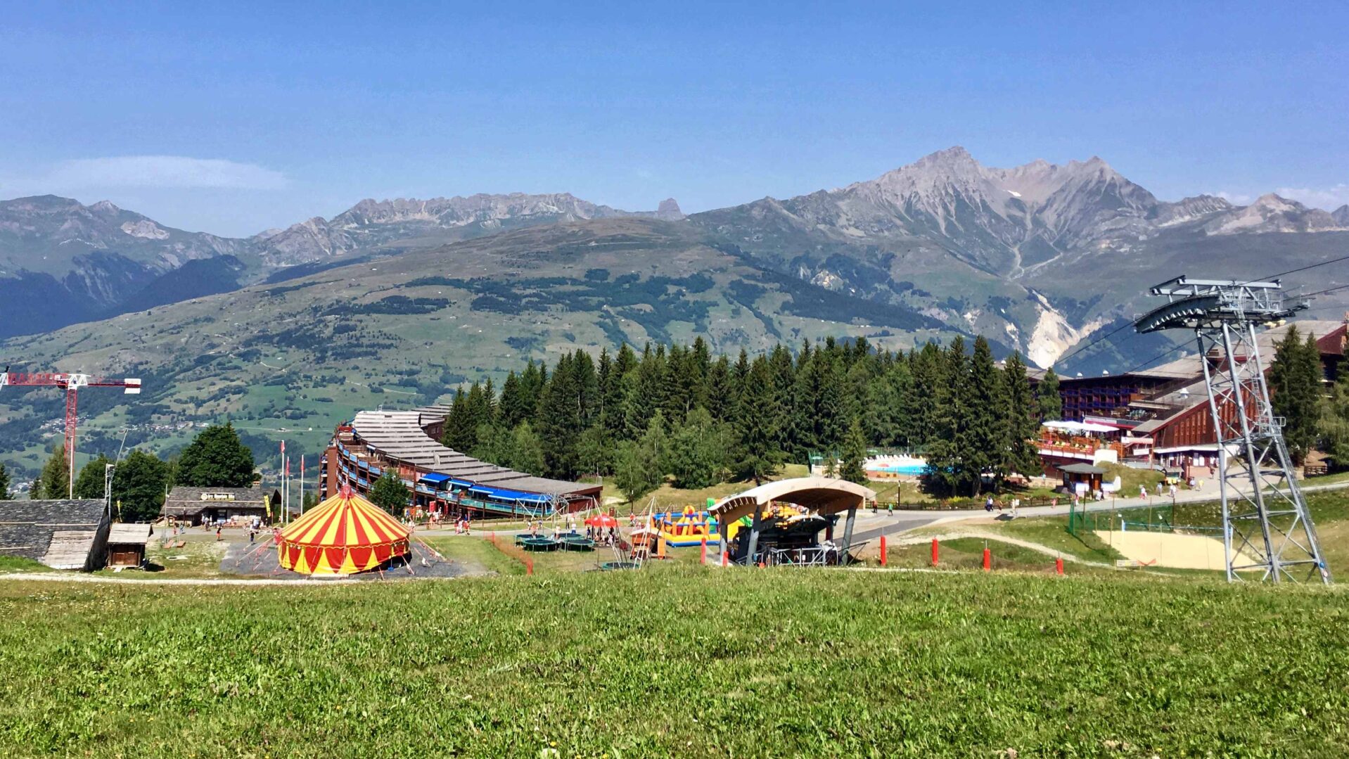 Zomervakantie Frankrijk Les Arcs 1800 circus