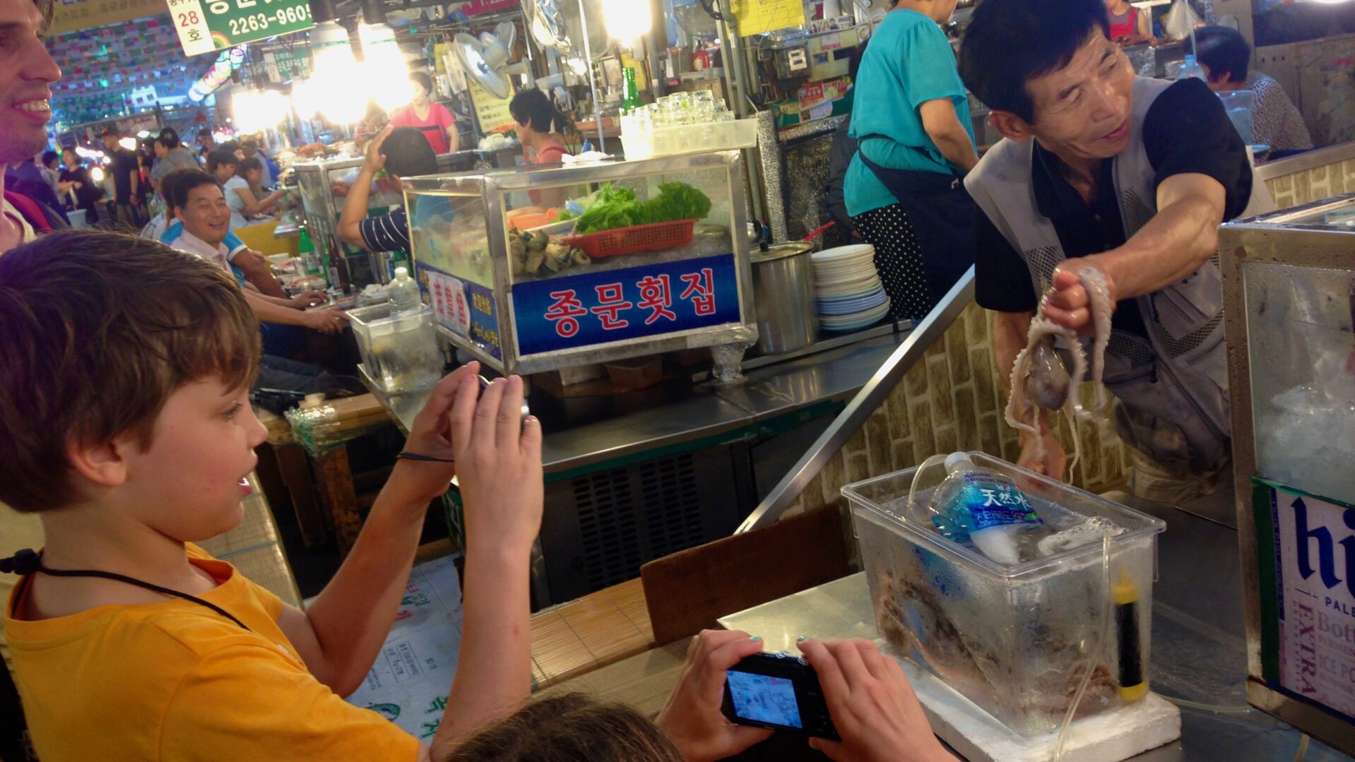 Zuid Korea eten fotograferen kinderen