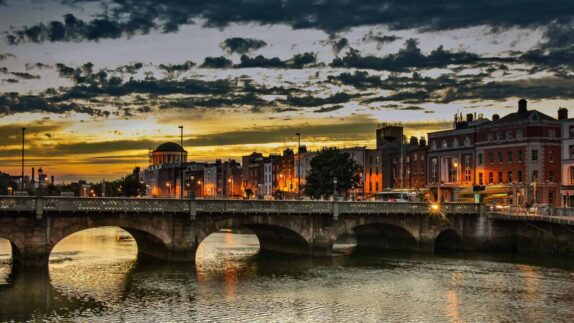 dublin brug winter. Stedentrip Dublin: knusse bestemming in de herfst of winter