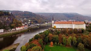 Hiken tussen de woudreuzen in Boheems Zwitserland