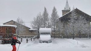 Cool winterkamperen: vijf tips voor wintersport met je camper